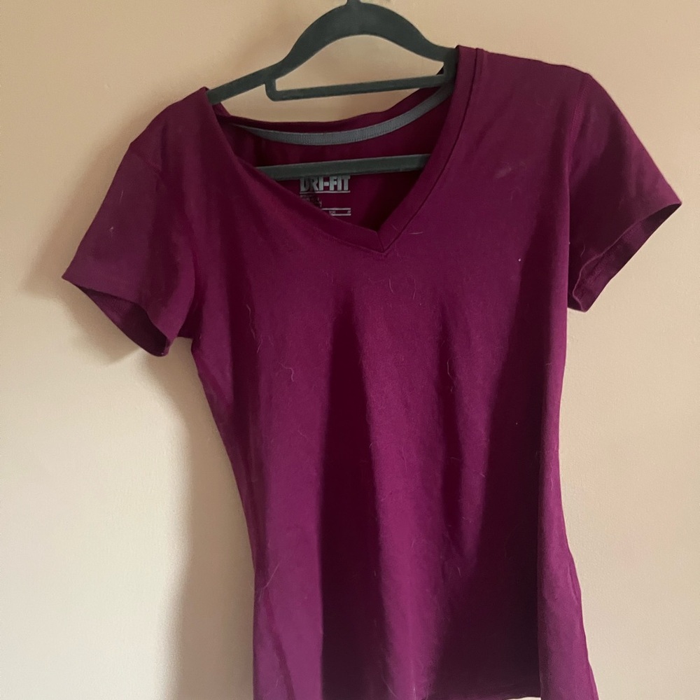 Nike Women's Maroon V-Neck Tee